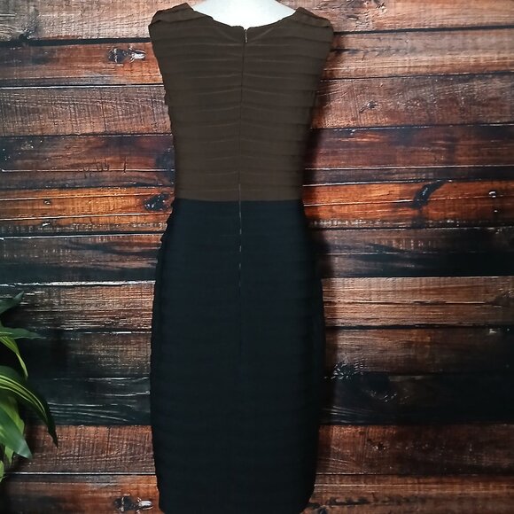 Adrianna Papell Bandage Sheath Dress Size 10 Two-Toned Layered Stretch Zip Back - Picture 5 of 11